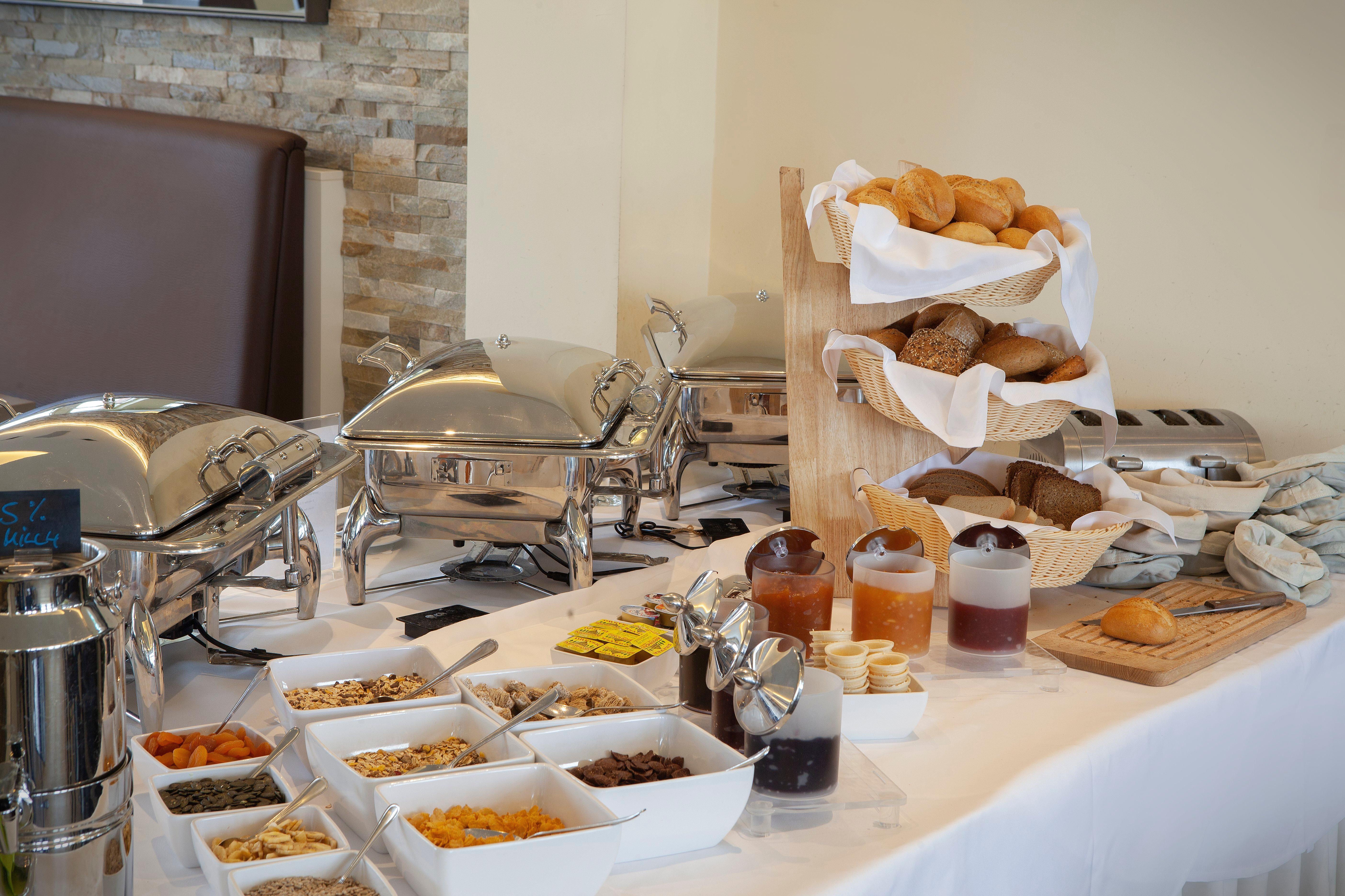 Willow Hotel Restaurant Кёчлиц Экстерьер фото