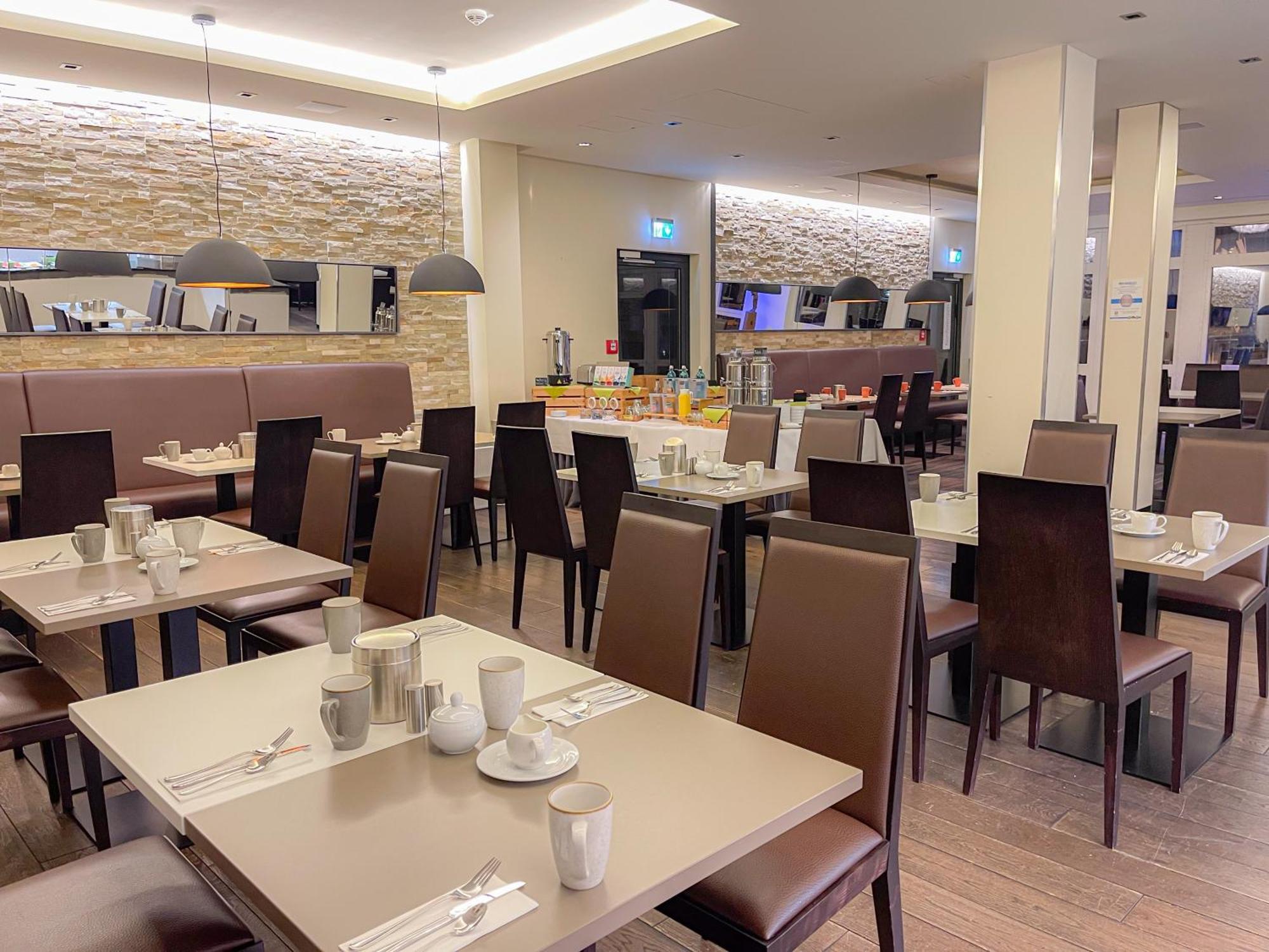 Willow Hotel Restaurant Кёчлиц Экстерьер фото